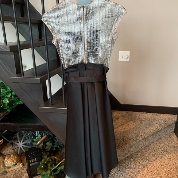 CARMEN MARC VALVO COUTURE Infusion Ruffle - Picture 3 of 8